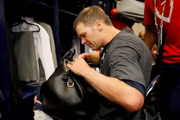 Watch The Heist Of Brady&#8217;s SB Jersey [VIDEO]