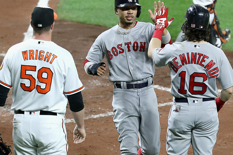Sox Win, Clinch Playoff Spot [VIDEO]