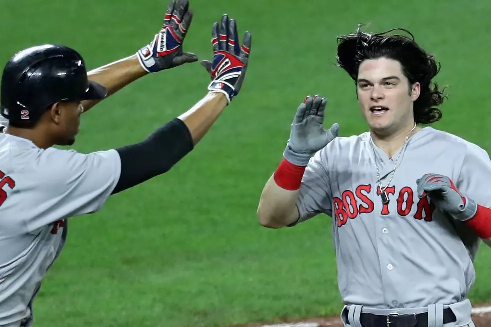 Sox Win In 11, Keep 3 Game Lead [VIDEO]