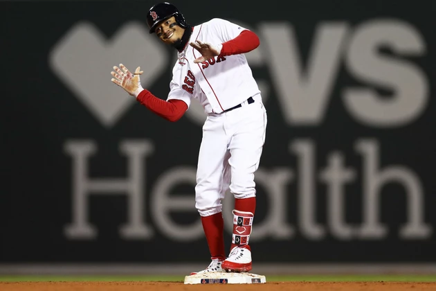 Betts Leads Sox In 14-1 Rout Of Yanks [VIDEO]