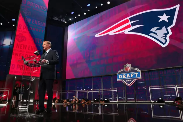 Patriots Deal &#038; Pick At NFL Draft