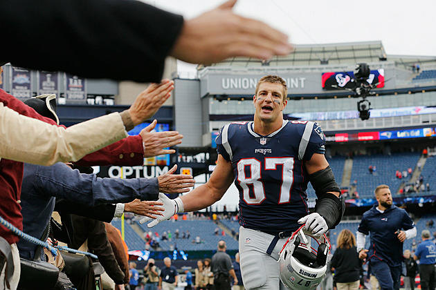 Ramsey Trash Talk No Issue For Gronk [VIDEO]