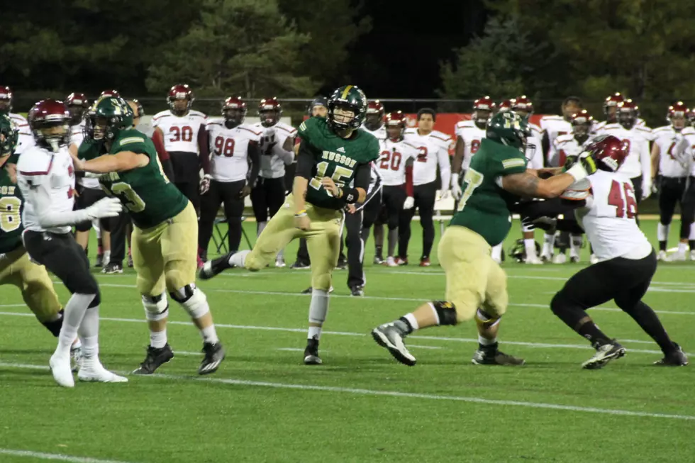 Husson Routs Dean College, 48-16