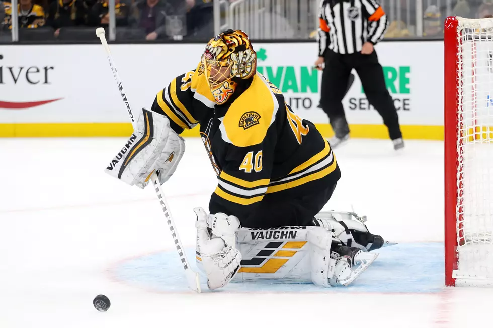Pastrnak, Rask lead Bruins over Predators 6-2