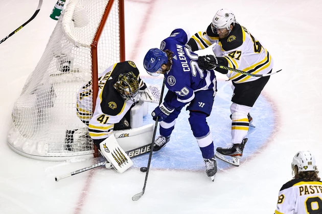 Jaroslav Halak Halak stops 35, Bruins hang on for 3-2 win over Lightning