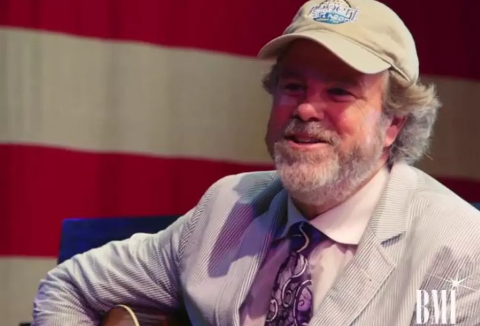 Plethora of Guests Show up to Robert Earl Keen’s Dinner Party