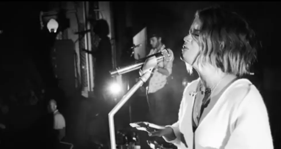 Maren Morris Sings ‘Dear Hate’ In Concert for The First Time