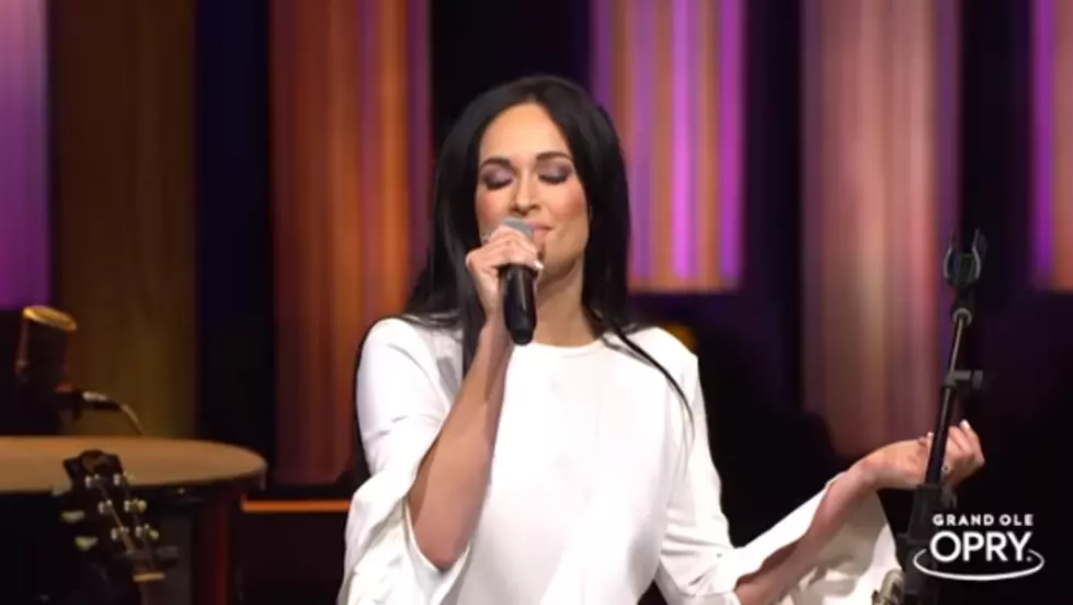 KACEY MUSGRAVES PERFORMS ‘HIGH HORSE’ AT THE GRAND OLE OPRY