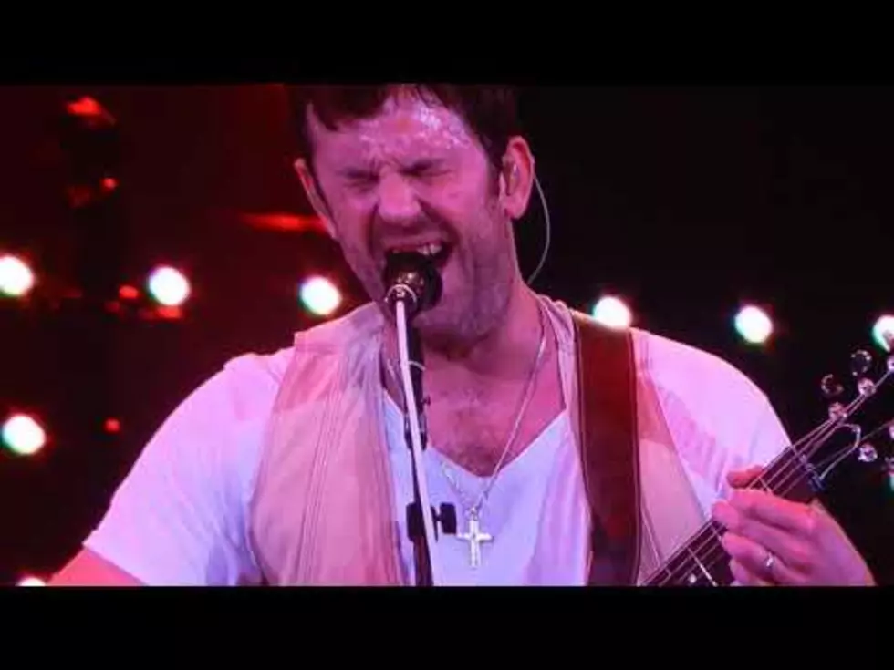 Kings of Leon Sing George Strait ‘Amarillo By Morning’ During RodeoHouston Debut
