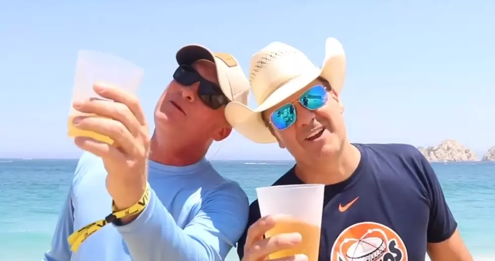Kevin Fowler & Roger Creager, aka The Dos Borrachos, Turn it Up