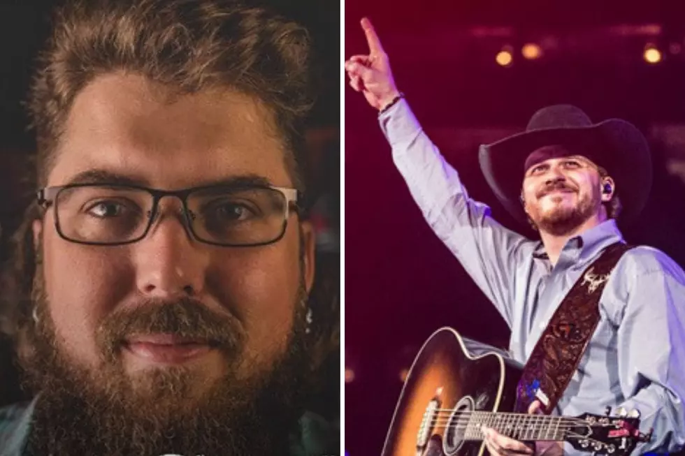Cody Johnson’s Fiddle Player Jody Bartula Enters The Thunder Dome, Performs ‘Silver Bells’