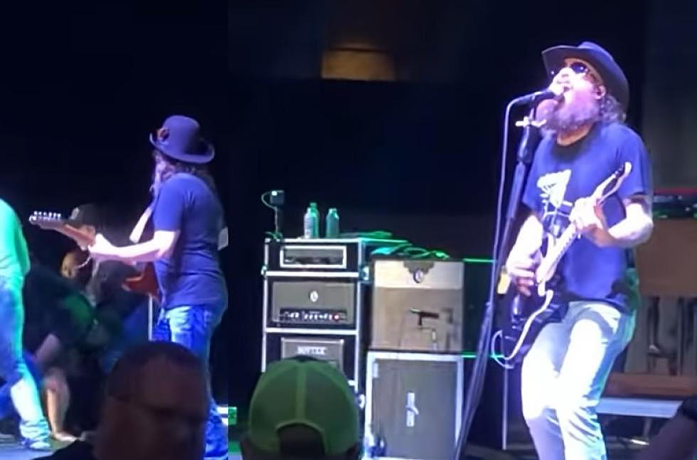 Man Fights Police & Security on Stage, Cody Jinks Keeps Singing [DISTANT REPLAY]