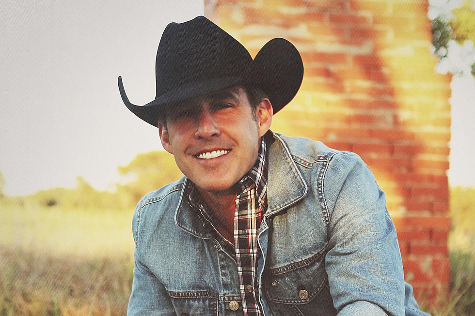 Aaron Watson's Facebook Hacked & They're Sharing Weird S#?*t