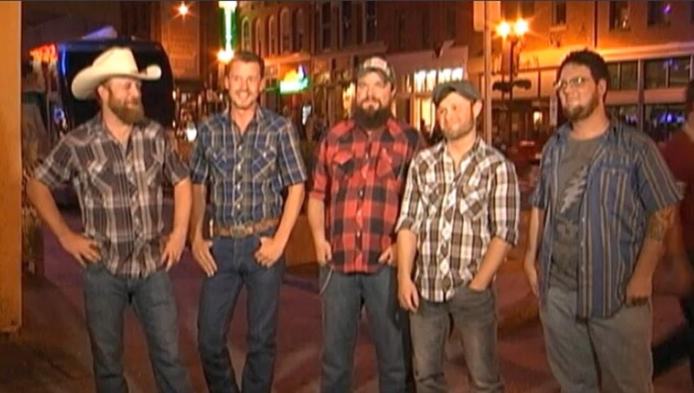 WATCH: Fresh-Faced Turnpike Troubadours Perform ‘Good Lord Lorrie’ on CMT’s Concrete Country