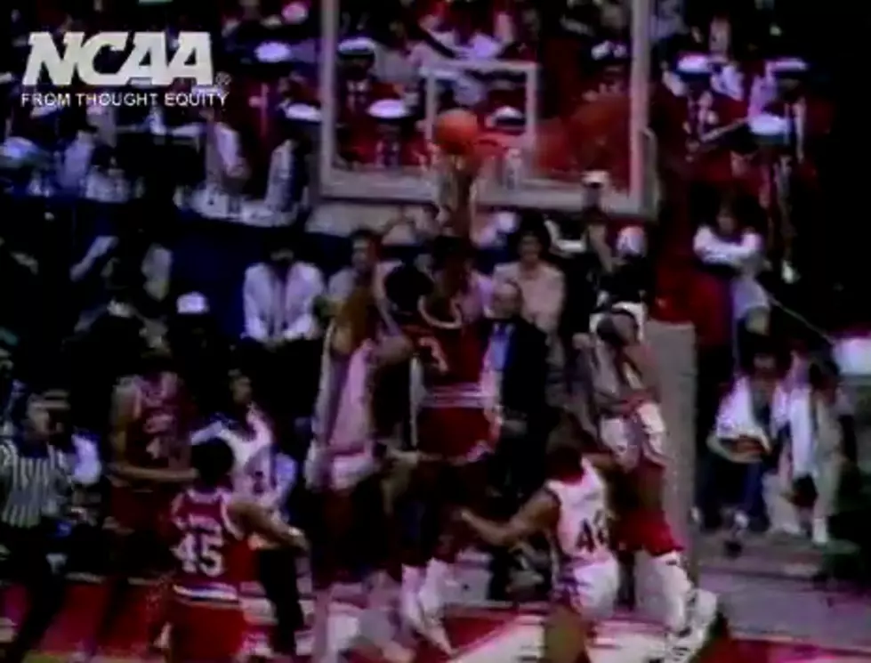 Remembering Lorenzo Charles: Bus Accident Claims Former NC State Star [VIDEO]