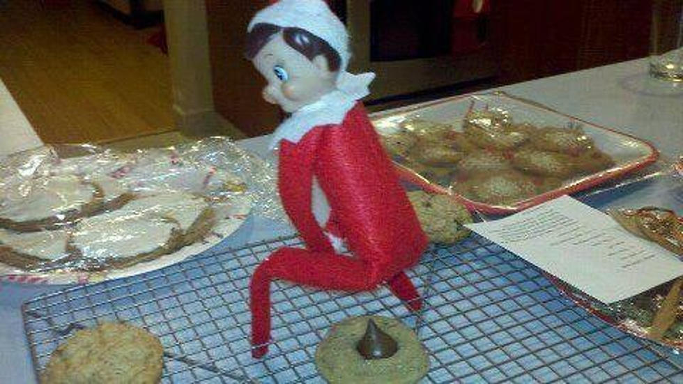 18 Inappropriate Elf on a Shelf Pictures
