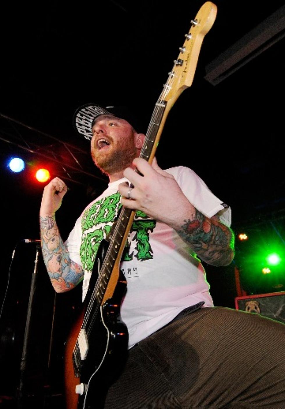 Former New Found Glory Guitarist Arraigned on Child Porn Charges