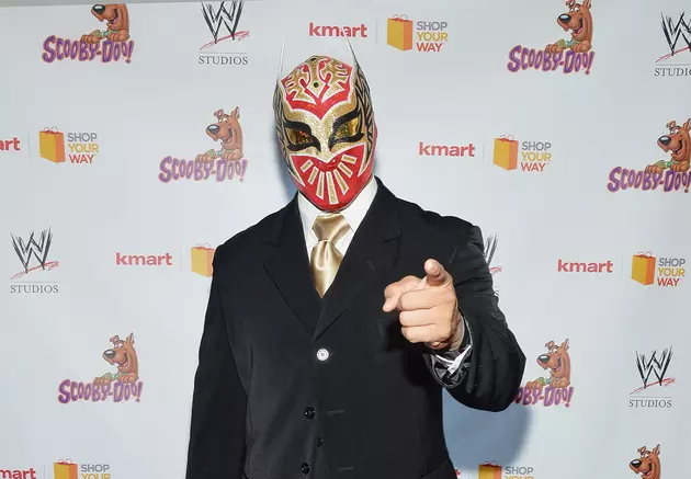 WWE Superstar in Epic Twitter Fight with El Paso&#8217;s Mesa Street Grill