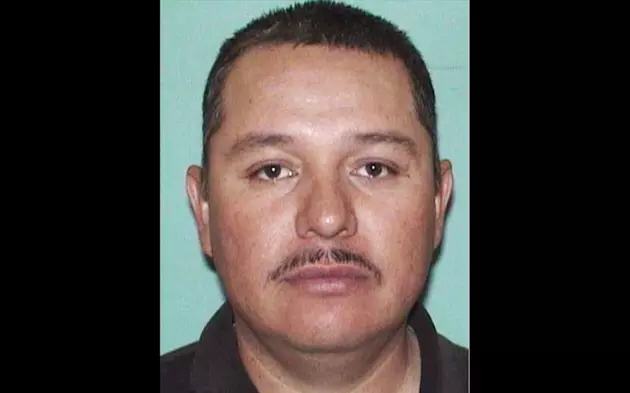 Police Searching for Roswell Man Suspected of Killing Wife and Kids