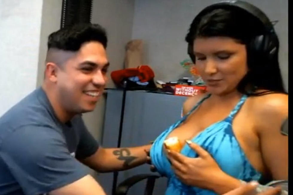 Twinkie for a Twink Featuring Romi Rain
