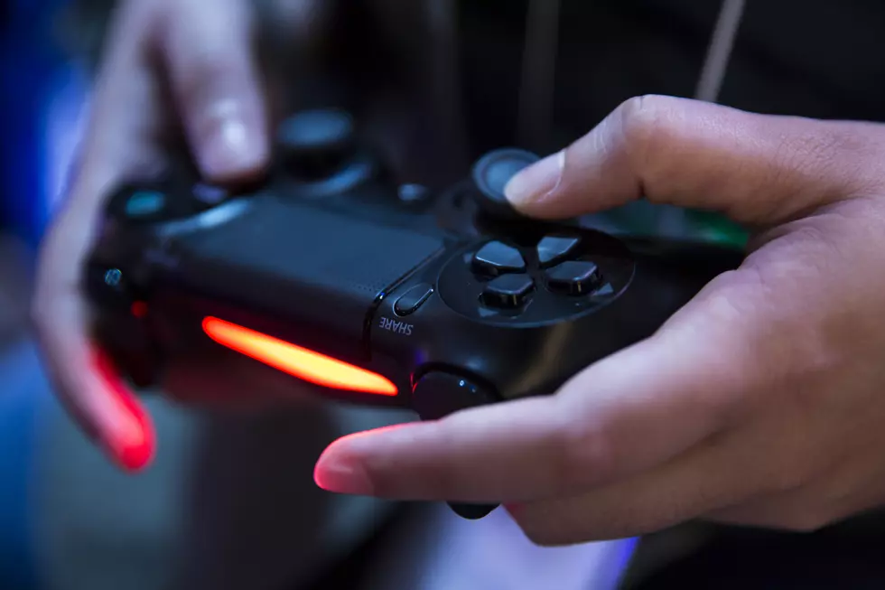 A Texas Gamer Saved Her Friend's Life From 5,000 Miles Away