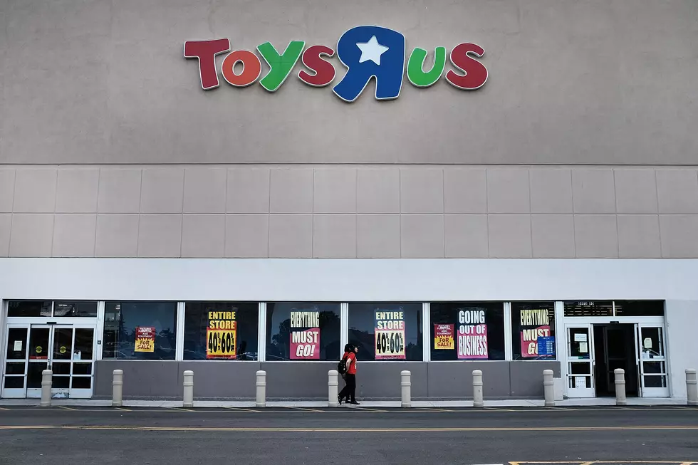 You Wont Believe What's Up With The Old Toys 'R Us Building