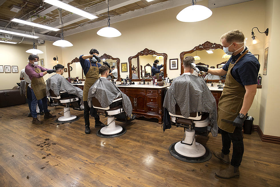 Texas Salon Owner Flys To Michigan To Support Barber Shop Owner