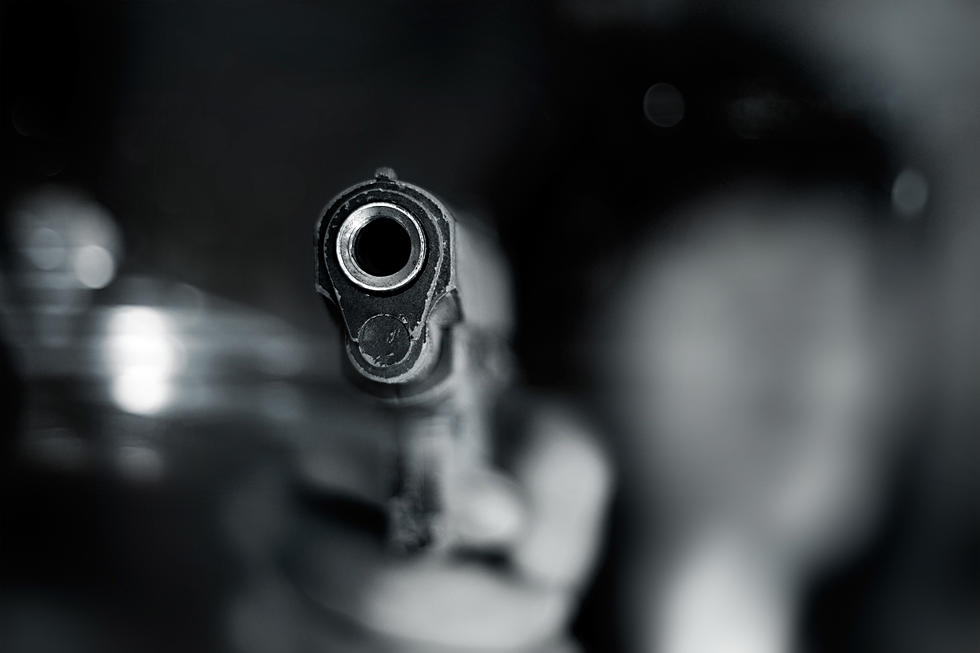 Texas Dad Shoots Man Peeping Into 10-Yr-Old Daughter's Window