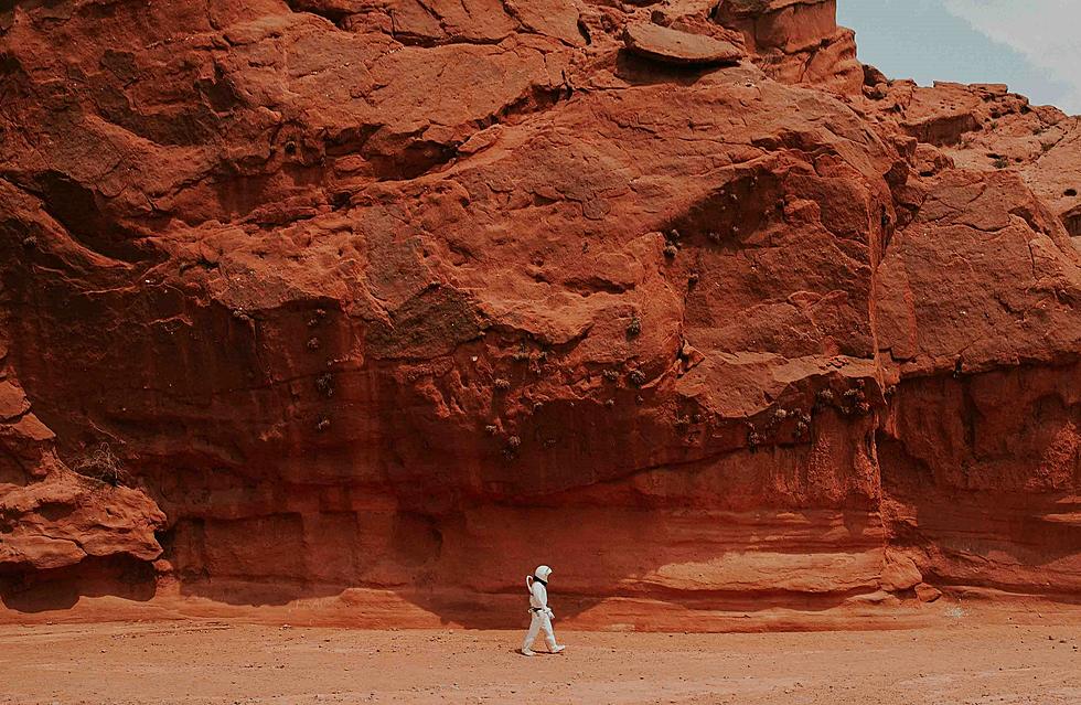 Texans Prepare for Epic Mars Mission: Living on the Red Planet for 365 Days