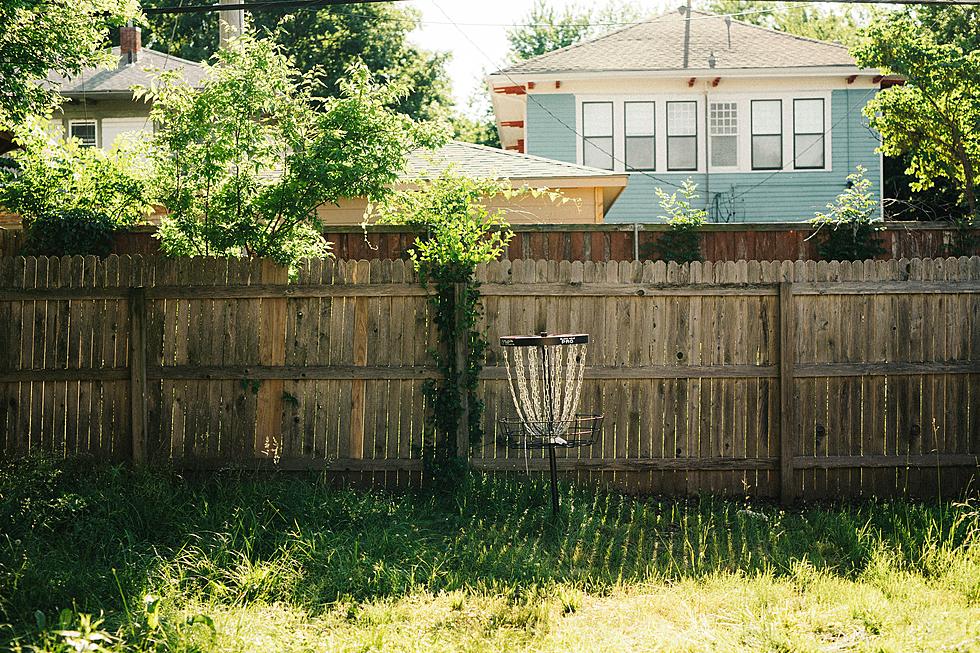 Who Owns The Fence Between Two Properties In Texas