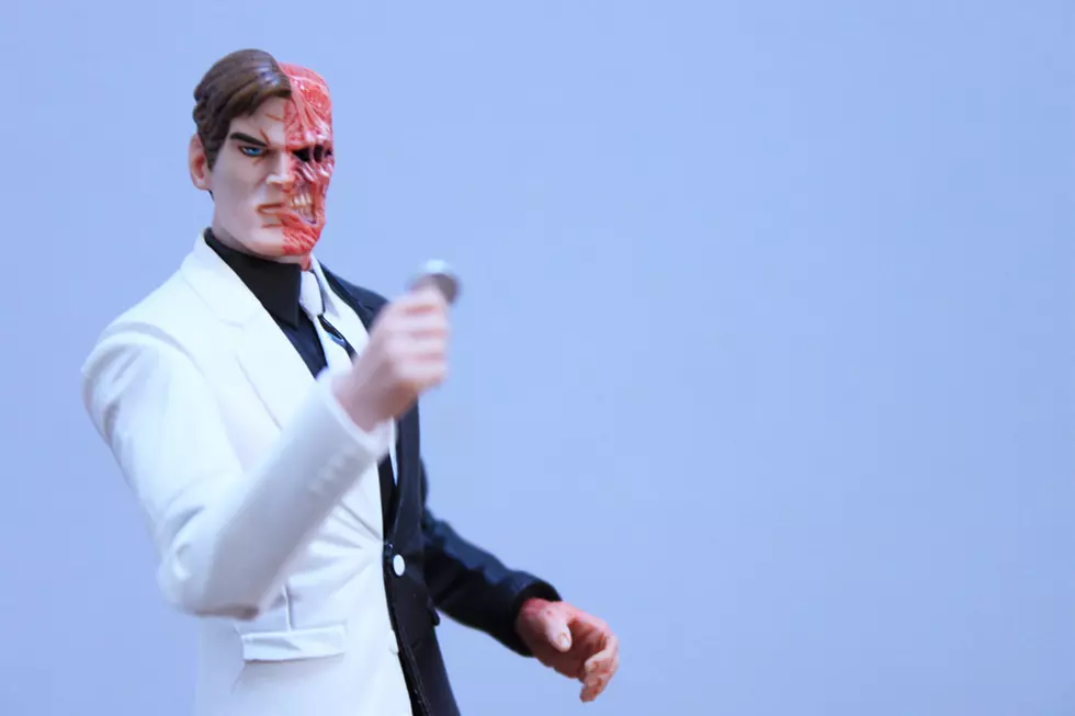 Greg Capullo&#8217;s Two-Face Figure Finally Rears His Ugly Head, and It&#8217;s Awesome [Review]