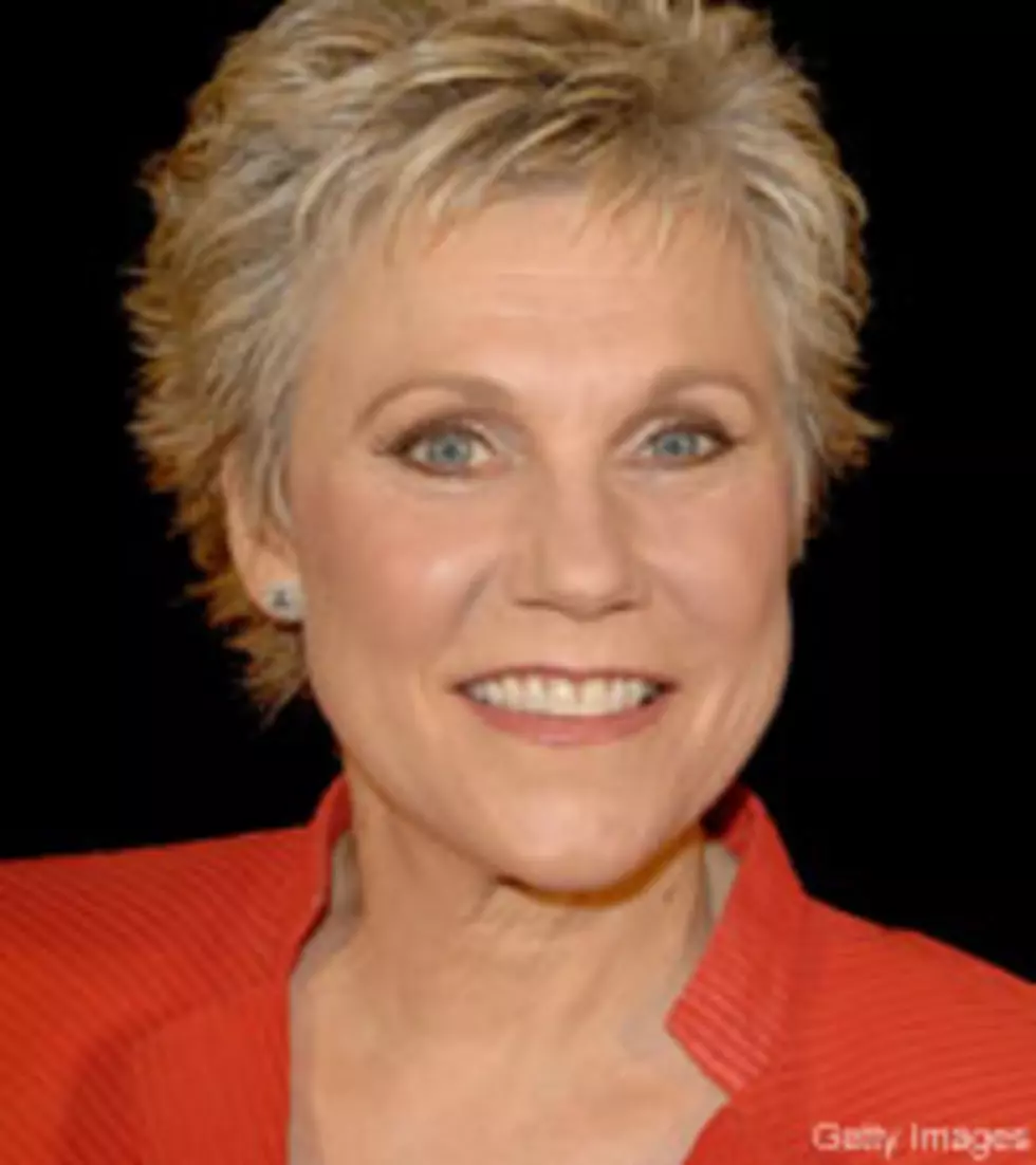 Anne Murray Boasts Big Guests on New Christmas CD
