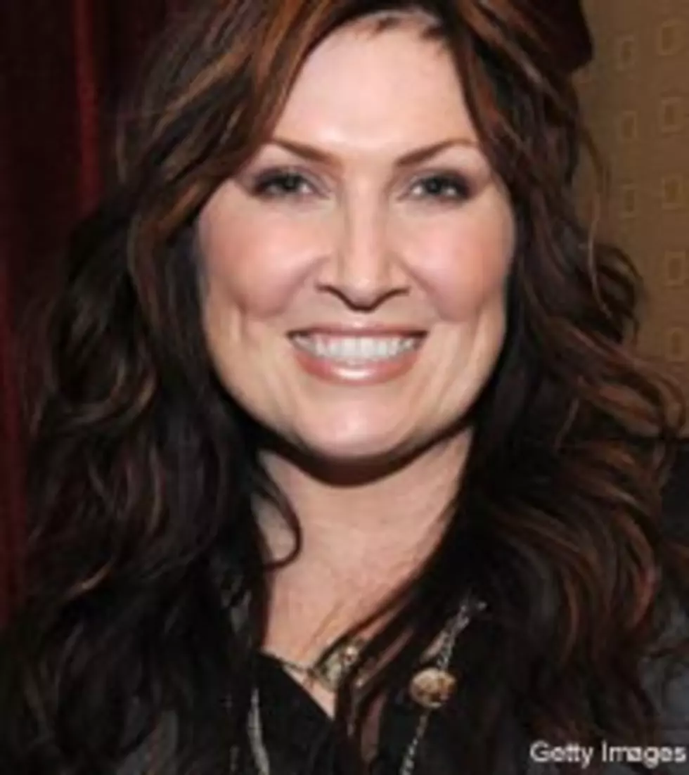 Jo Dee Messina&#8217;s Mothering Instincts Take Over