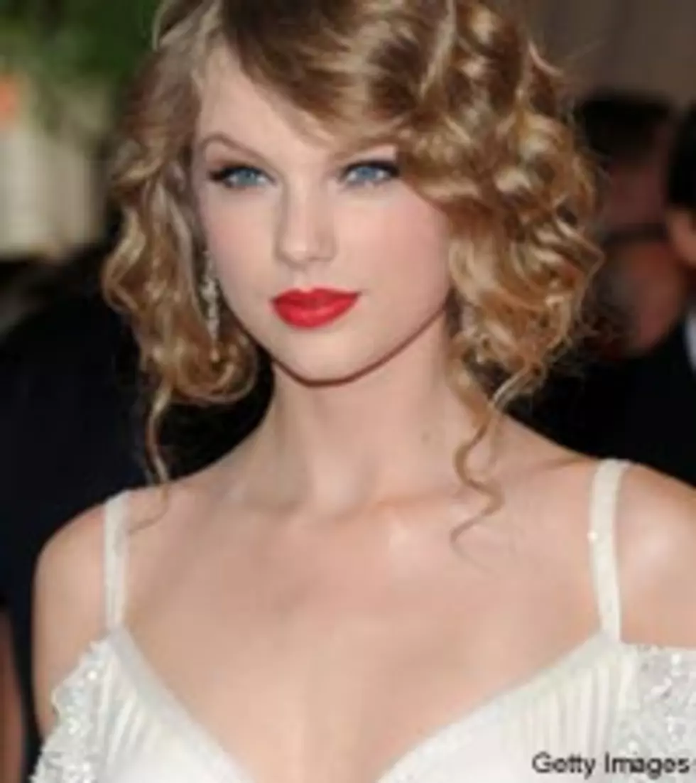 Taylor Swift Gets Married! (During a Video Shoot, That Is)