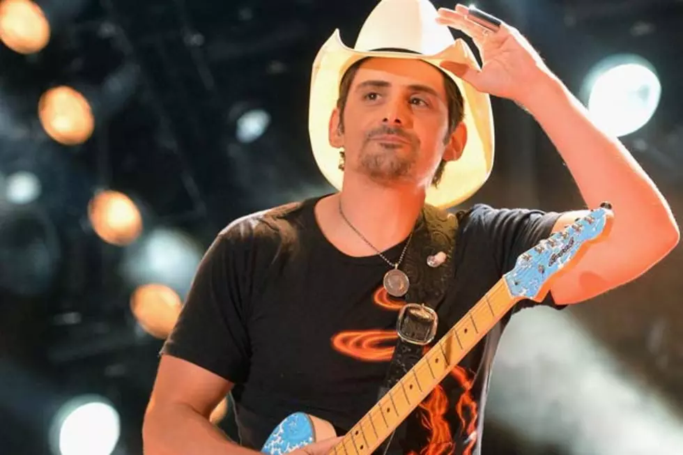 Brad Paisley Honors &#8216;Flat Daddies&#8217; of Soldiers Stationed in Afghanistan