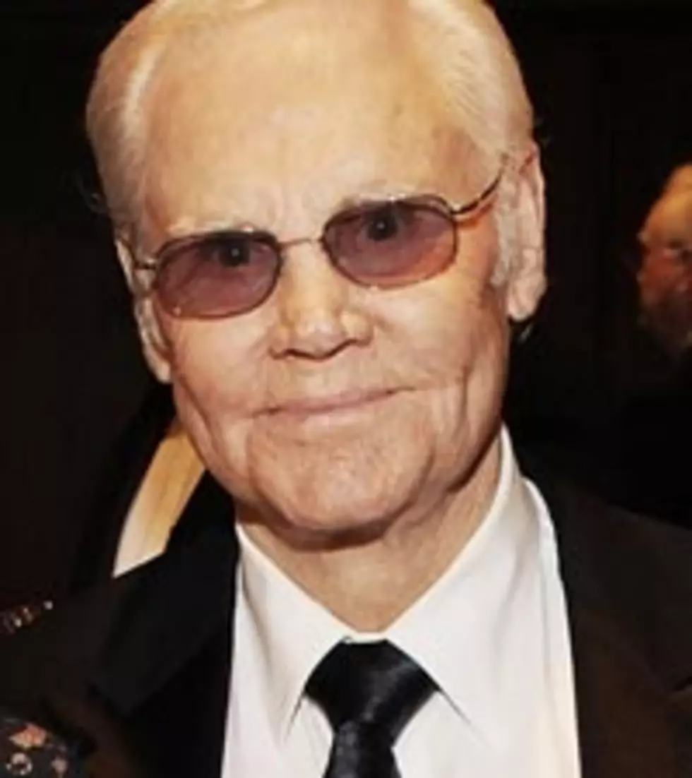 George Jones Returns Home From the Hospital