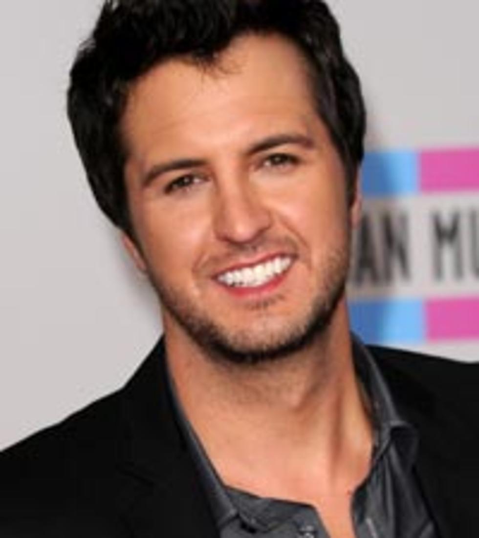 Luke Bryan Gives Tips on Keeping Clothes Looking Fresh