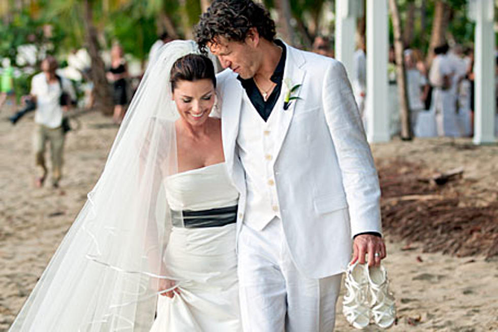 Shania Twain Ties the Knot on New Year’s Day!