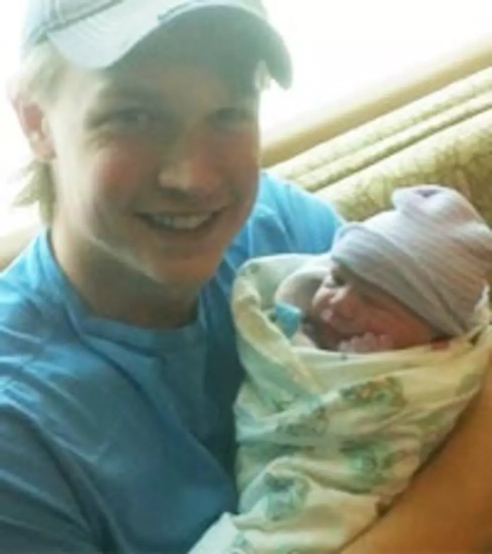 Blaine Larsen Welcomes Second Baby!