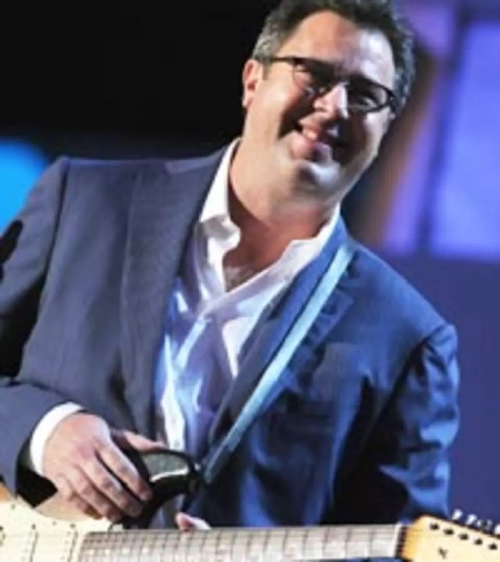 Vince Gill Likes Living on the &#8216;Blue Side&#8217;