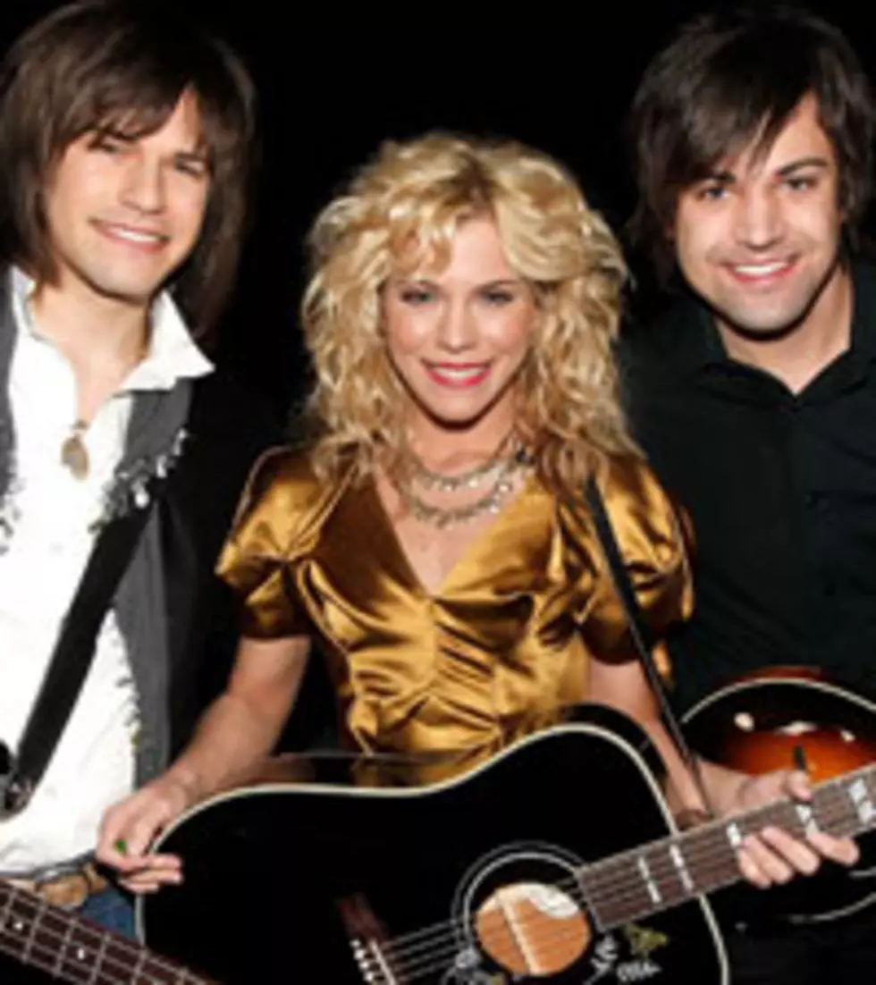 The Band Perry Sell Out First Headlining Show in 20 Minutes