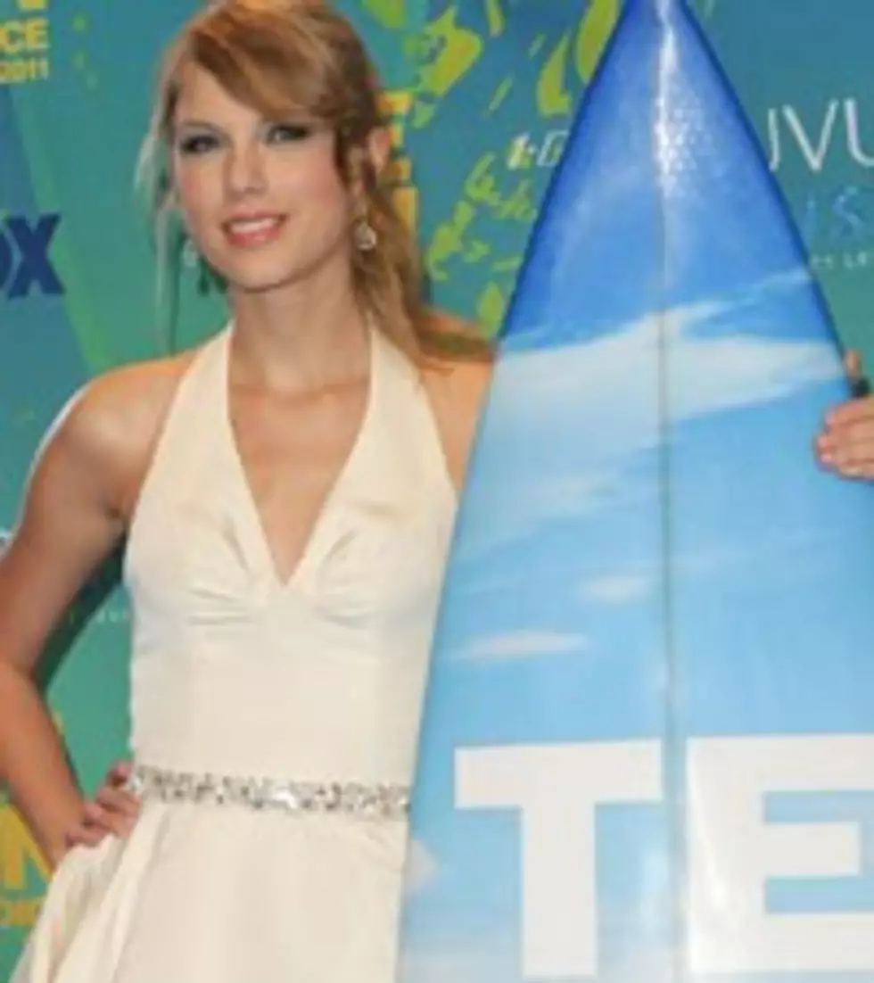Taylor Swift Tops 2011 Teen Choice Awards Winners