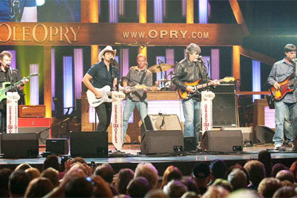 Brad Paisley Throws a Grand Ole Party