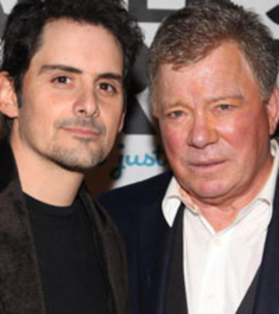 Brad Paisley Makes Broadway Debut With William Shatner
