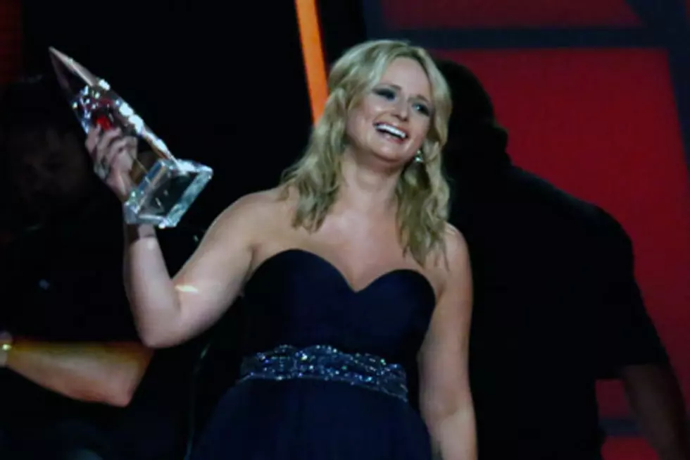 2012 CMA Female Vocalist of the Year Is Miranda Lambert