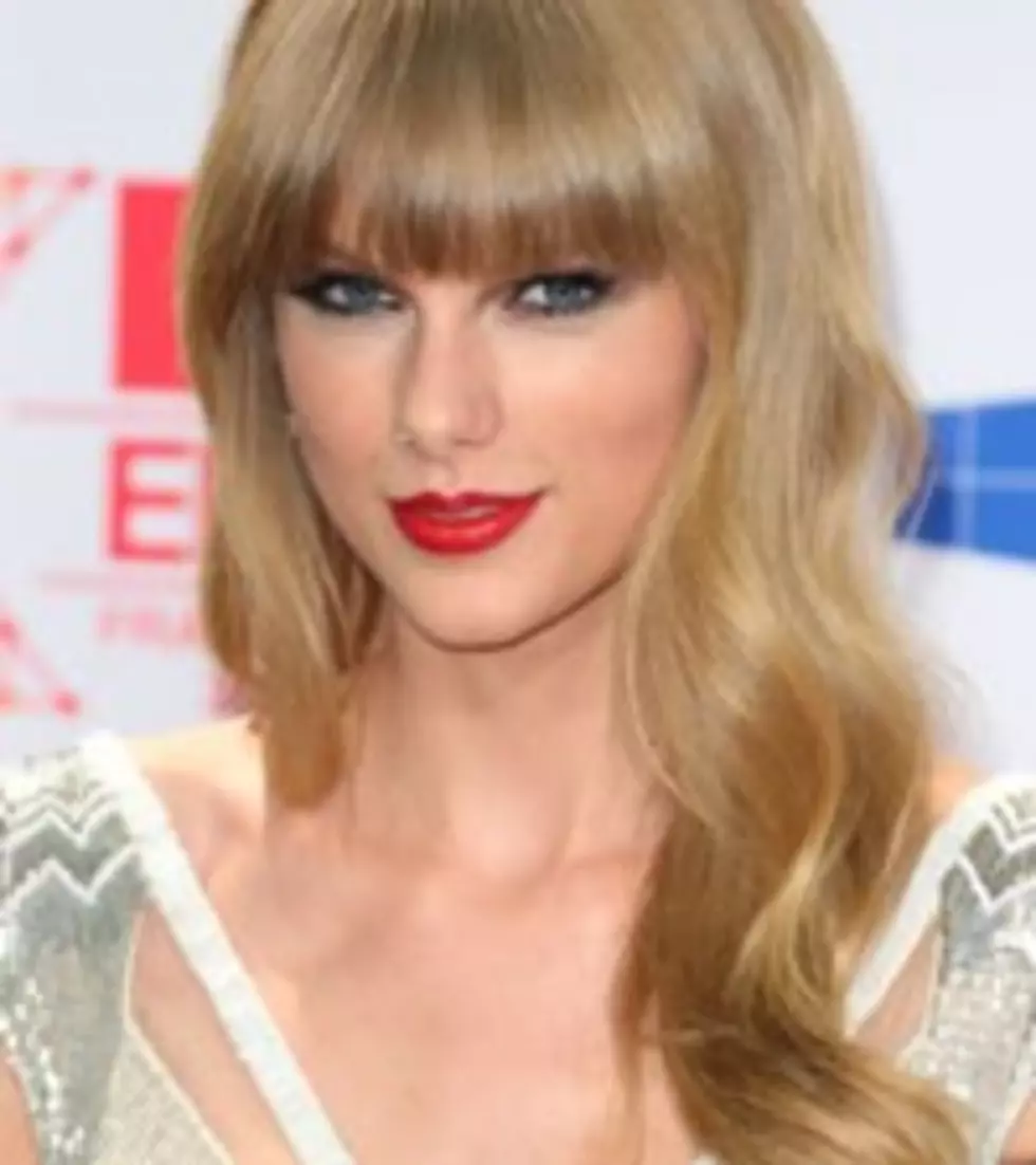 Taylor Swift: Relationships &#8216;Need to Be Equal&#8217;