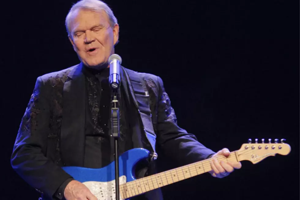 Watch Glen Campbell’s Final Live Performance of ‘Gentle on My Mind’