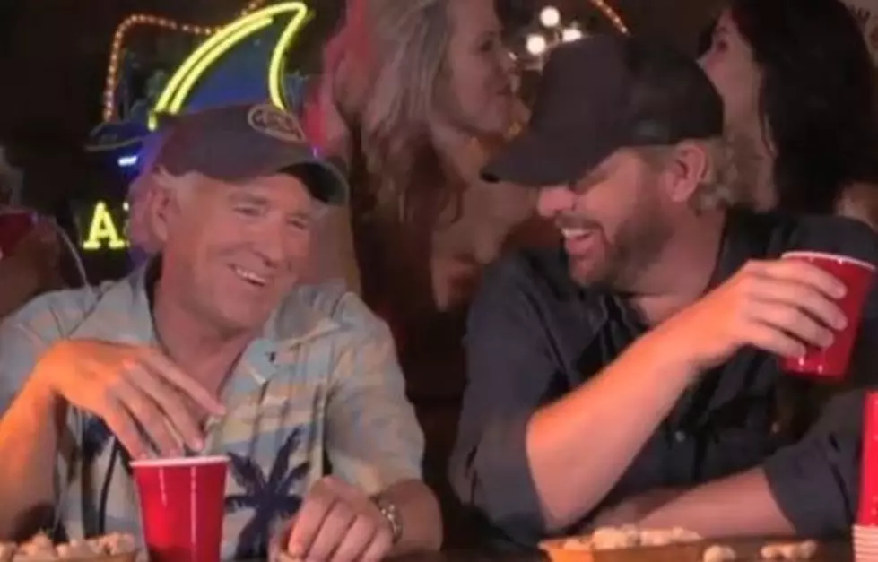 Toby Keith and Jimmy Buffett in 'Too Drunk to Karaoke' Video