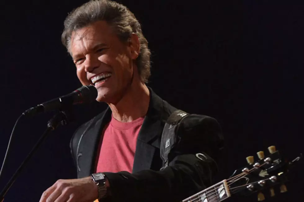 Randy Travis Turns Up at Dolly Parton Concert