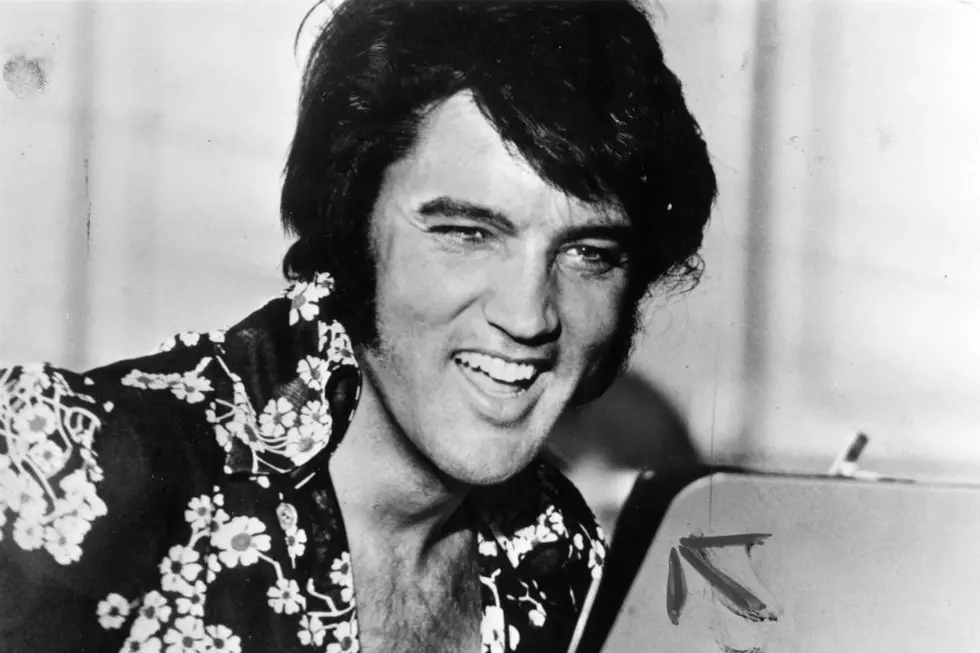 Country Music Memories: Elvis Presley Bombs on the Grand Ole Opry